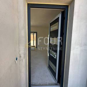 Istra, Poreč-okolica, novogradnja, kuća s bazenom