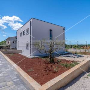 ISTRA, POREČ (OKOLICA) - Novoizgrađena dvojna kuća s pogledom na more