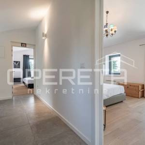 Istra, Poreč okolica-rustikalna kuća s bazenom i studio apartmanom

