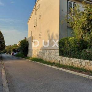 ISTRA, POREČ - Prizemna etaža kuće za adaptaciju 1km od mora