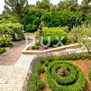 ISTRA, POREČ - Prostrana kuća s bazenom na rubu naselja