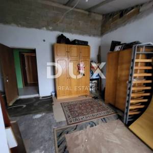 ISTRA, POREČ - Samostojeća katnica s 2 stambene jedinice