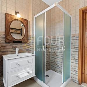 Istra, Poreč, šarmantna kuća s bazenom, 180m2