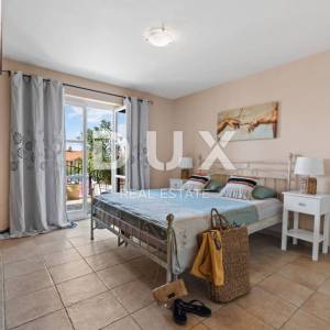 ISTRA, POREČ - Tradicionalna kamena vila s bazenom