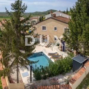 ISTRA, POREČ - Tradicionalna kamena vila s bazenom