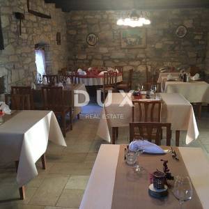 ISTRA, POREČ - Vila s restoranom u blizini mora