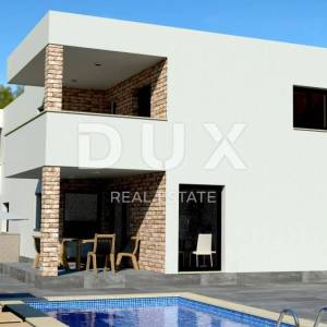 ISTRA, POREČ - Villa sa bazenom u roh bau fazi nedaleko grada