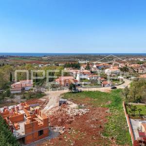 ISTRA, POREČ - Visokokvalitetni stan u prizemlju s vrtom u novogradnji 