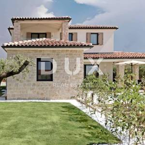 ISTRA, POREČ - Vrhunska kuća s bazenom