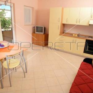 Istra, Premantura, Aparthotel sa 13 etažiranih apartmana u blizini mora, odlična