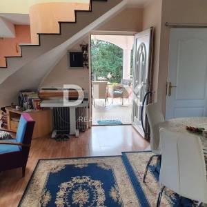 ISTRA, PREMANTURA - Apartmanska kuća sa pogledom na more!