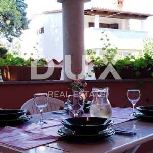 ISTRA, PREMANTURA - Apartmanska kuća sa pogledom na more!