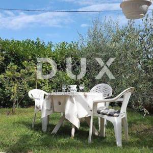ISTRA, PREMANTURA - Apartmanska kuća sa pogledom na more!