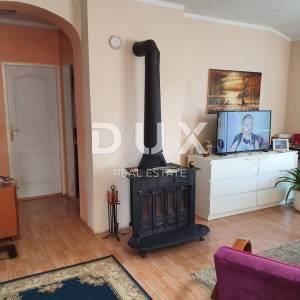 ISTRA, PREMANTURA - Apartmanska kuća sa pogledom na more!