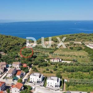 ISTRA, PREMANTURA Građevinsko zemljište 200 metara od mora! PRILIKA ZA INVESTICIJU!