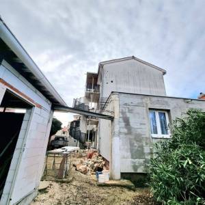 ISTRA, PREMANTURA - Kuća na 3 etaže s garažom - POGLED NA MORE!!