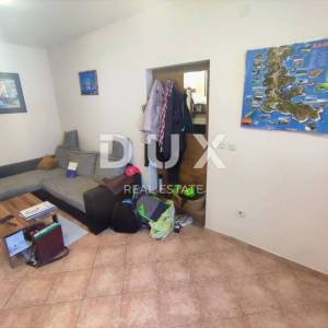 ISTRA, PREMANTURA - Kuća na 3 etaže s garažom - POGLED NA MORE!!