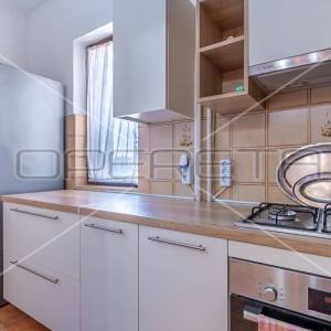Istra, Premantura, stan 103 m2 na super lokaciji, samo 400 m od plaže