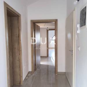 ISTRA, PREMANTURA Unikatan penthouse s pogledom na more! MOGUĆNOST ZAMJENE!