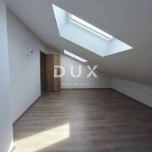 ISTRA, PREMANTURA Unikatan penthouse s pogledom na more! MOGUĆNOST ZAMJENE!