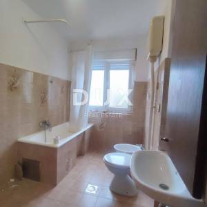 ISTRA, PULA - 2SS+DB stan na 3 katu zgrade