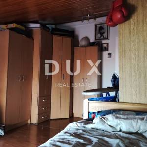 ISTRA, PULA - 3S+DB stan u strogom centru Pule - PRVI RED DO MORA!