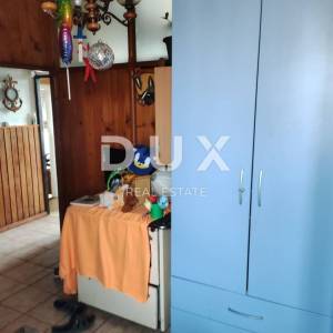 ISTRA, PULA - 3S+DB stan u strogom centru Pule - PRVI RED DO MORA!