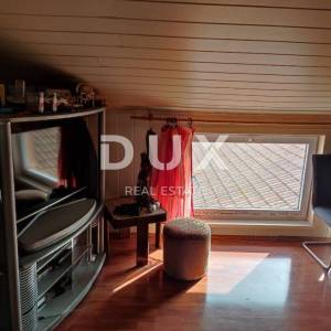ISTRA, PULA - 3S+DB stan u strogom centru Pule - PRVI RED DO MORA!