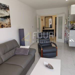 Istra, Pula, 58.49m2, 2s+db, terasa, 120m od mora