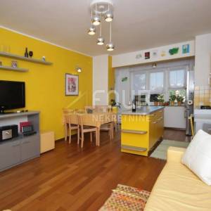 Istra, Pula, 61.85m2, uređen stan s dvije lođe