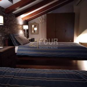 Istra, Pula, 69.90m2, dvoetažni 2s+db