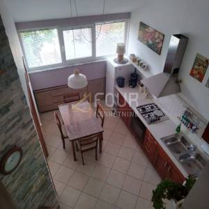 Istra, Pula, 69.90m2, dvoetažni 2s+db