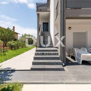 ISTRA, PULA - Apartmanska kuća - 14 app - BLIZINA MORA!!