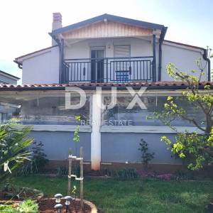 ISTRA, PULA - Apartmanska kuća s bazenom