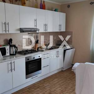 ISTRA, PULA - Apartmanska kuća s bazenom