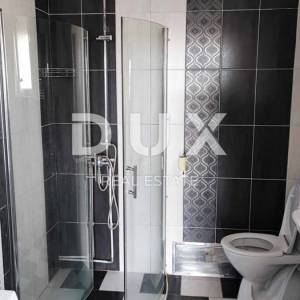 ISTRA, PULA - Apartmanska kuća s bazenom