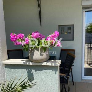 ISTRA, PULA - Apartmanska kuća s bazenom