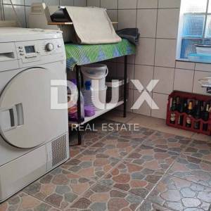 ISTRA, PULA - Apartmanska kuća s bazenom