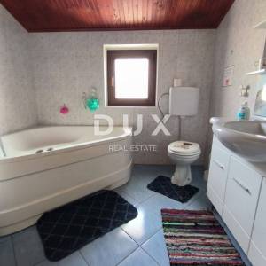 ISTRA, PULA - Apartmanska kuća na mirnoj i traženoj lokaciji!