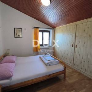 ISTRA, PULA - Apartmanska kuća na mirnoj i traženoj lokaciji!