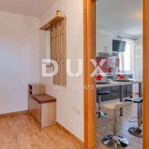 ISTRA, PULA - Apartmanska kuća s bazenom i uređenom okućnicom