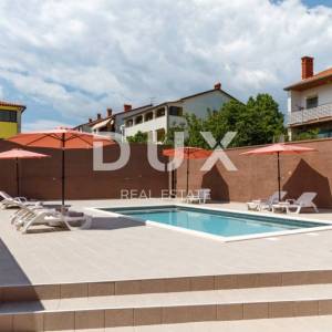 ISTRA, PULA - Apartmanska kuća s bazenom i uređenom okućnicom