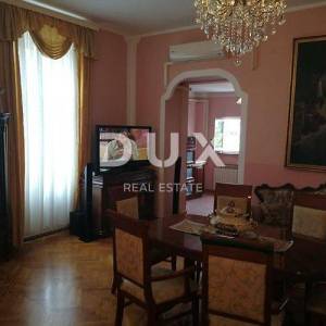 ISTRA, PULA - Apartmanska kuća u strogome centru s bazenom i okućnicom