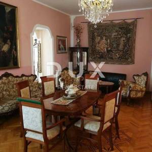 ISTRA, PULA - Apartmanska kuća u strogome centru s bazenom i okućnicom