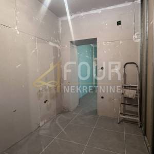 Istra, Pula - centar, 2s+db, 45.36m2, u adaptaciji