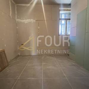 Istra, Pula - centar, 2s+db, 45.36m2, u adaptaciji