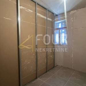 Istra, Pula - centar, 2s+db, 45.36m2, u adaptaciji