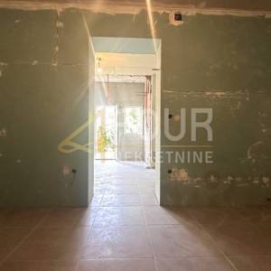 Istra, Pula - centar, 2s+db, 45.36m2, u adaptaciji