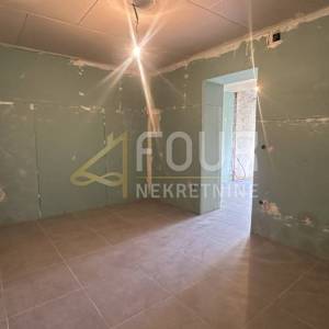 Istra, Pula - centar, 2s+db, 45.36m2, u adaptaciji