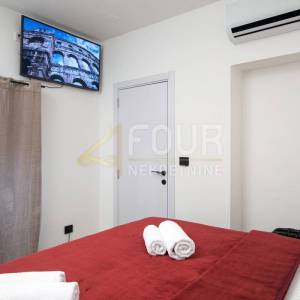 Istra, Pula - centar, 67.65m2, etaža - 2s+db, terasa, blizina Arene!